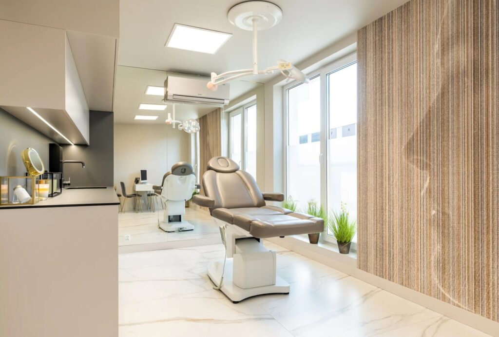 Sala zabiegowa, w której wykonuję labioplastykę